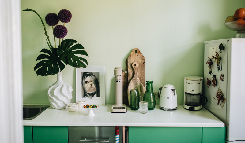 Charlotte Adam - Hero Bild